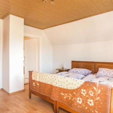 Alluring Holiday Home In Meisdorf With Garden ภายนอก รูปภาพ
