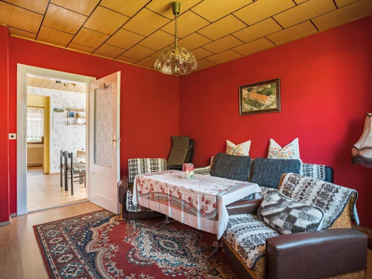 Alluring Holiday Home In Meisdorf With Garden ภายนอก รูปภาพ